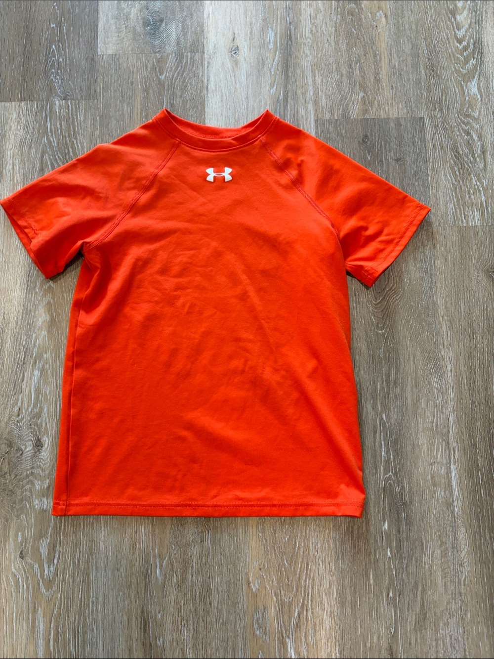 Under Armour Menโs Bright Orange Short-Sleeve Athletic Tee